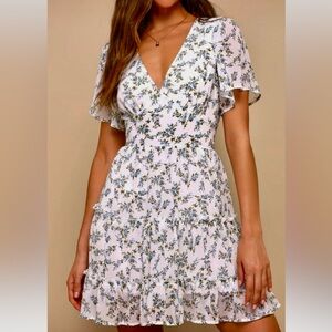 NWT Lulus So True Floral Print Tiered Short Sleeve Mini Dress Size Small
